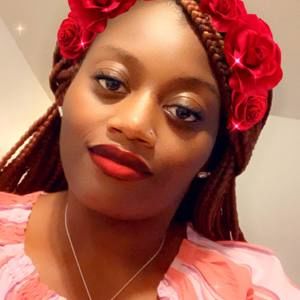 Meet your Posher, Nina